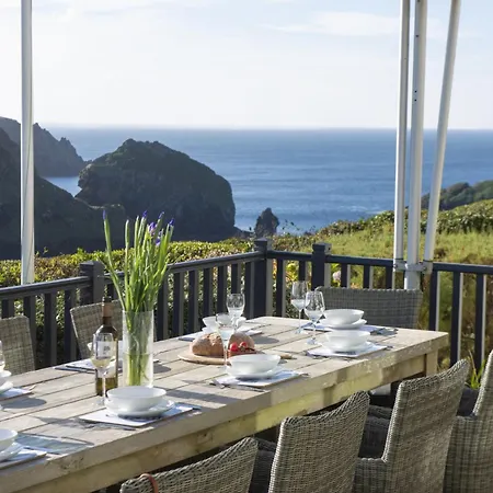 Holiday home Henscath House Helston