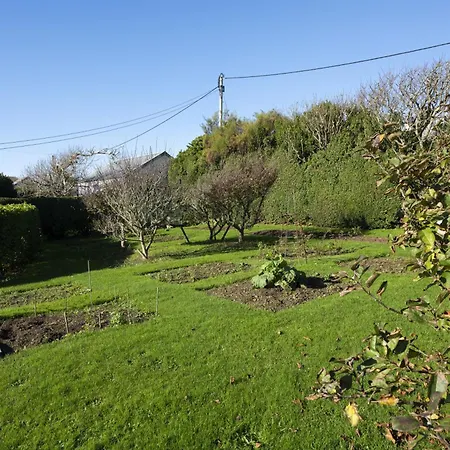 Henscath House Holiday home *