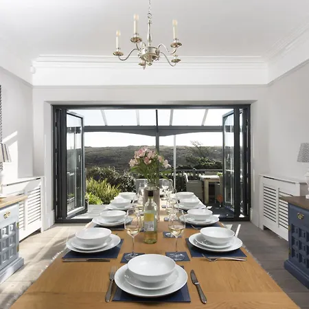 Holiday home Henscath House Helston