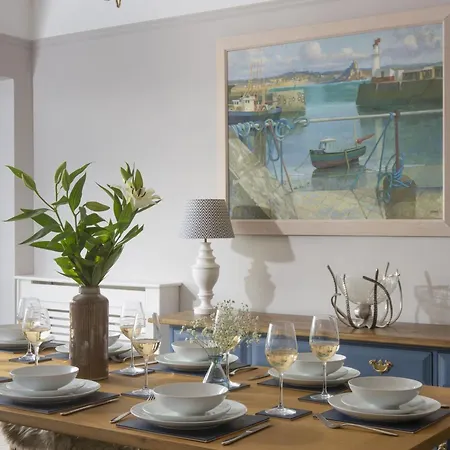 Holiday home Henscath House Helston